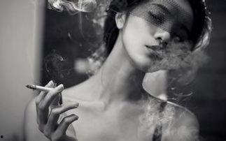 女人吸烟视频,揭示烟圈背后的故事