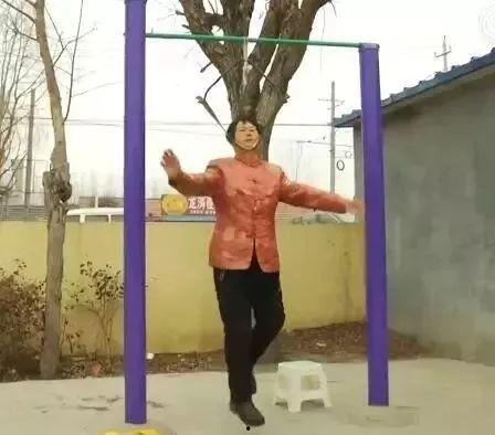 锻炼颈椎的视频,轻松缓解颈肩不适，恢复颈椎健康
