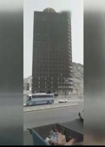 高楼倒塌视频,惊心动魄的现场瞬间回顾
