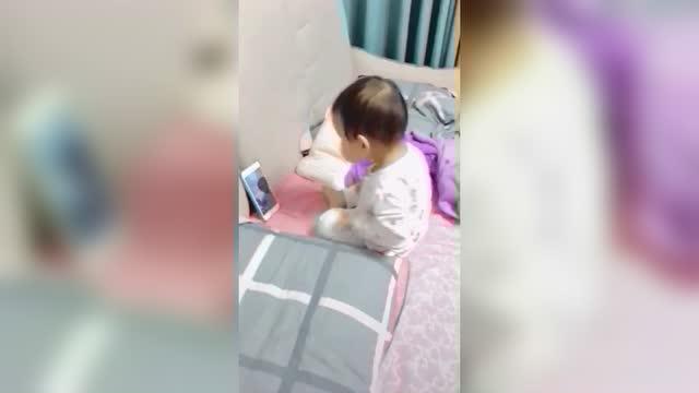 一岁宝宝视频,天真烂漫的瞬间回顾