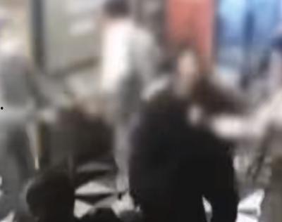 男人打架视频,男子激烈打斗场面回顾