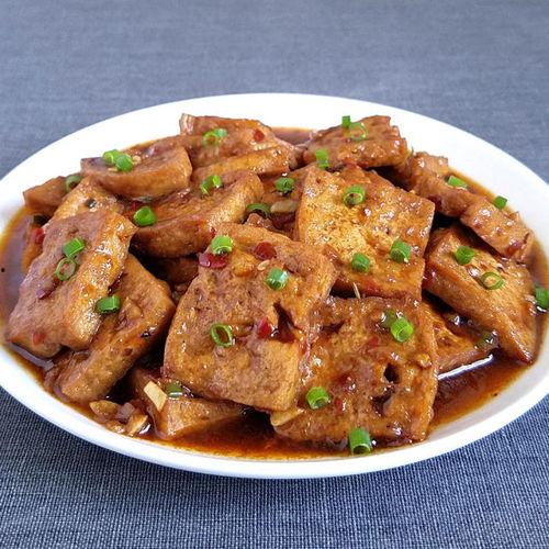 红烧豆腐的做法视频,色泽诱人，口感鲜美的烹饪教程