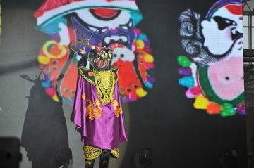 川剧变脸表演视频,瞬间切换，揭秘神秘脸谱艺术