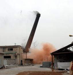 烟囱拆除视频,现代化进程中的建筑蜕变